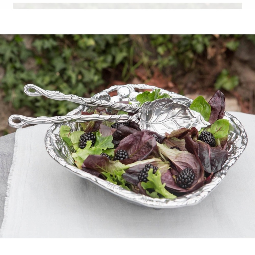 Arthur Court salad bowl set Grape pattern